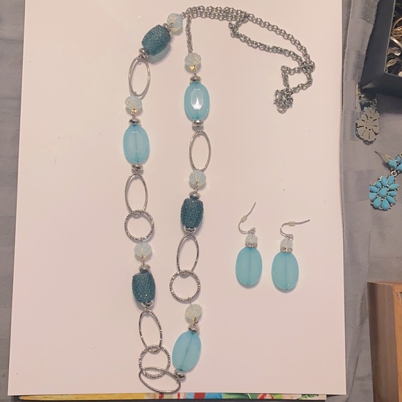 Jewelry - Necklace and earring set